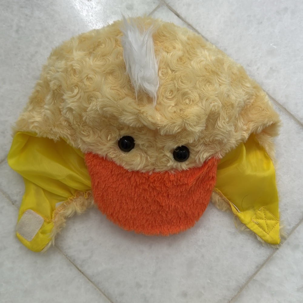 Adorable Duckling Kids Costume - Picture 4 of 9